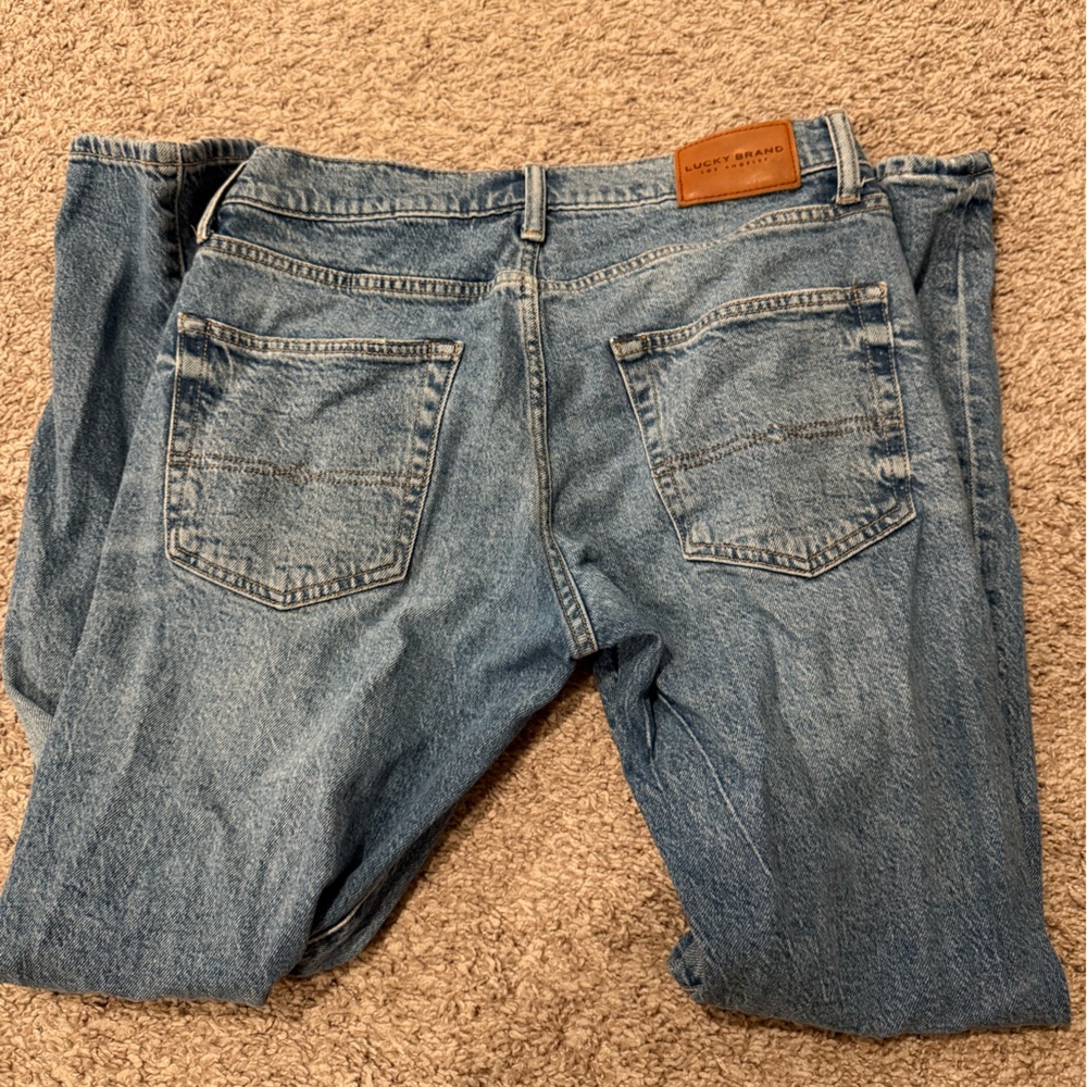 Lucky Brand Men's Blue Jeans - Athletic slim